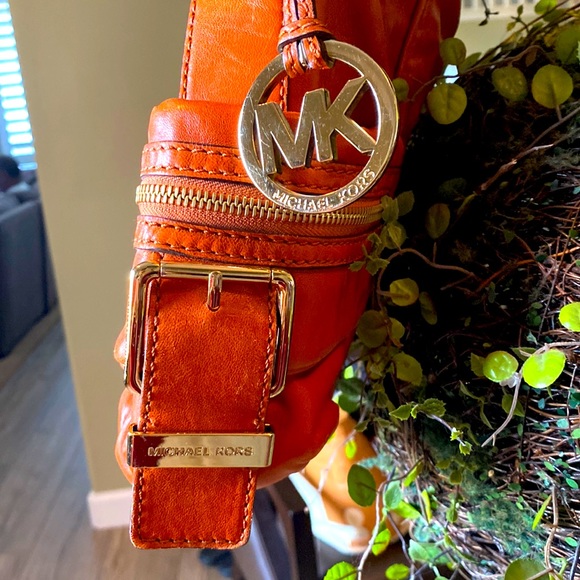 Michael Kors Collection Handbags - 👜MICHAEL KORS Leather Collection - Burnt Orange Shoulder Bag